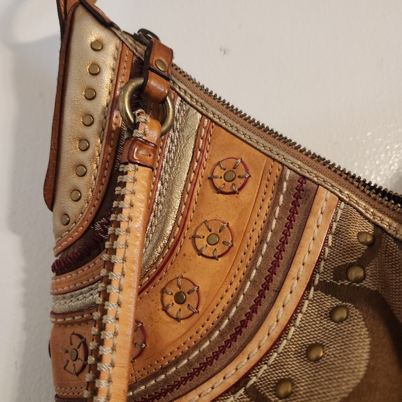 Final Price Coach hobo purse - Picture 2 of 7